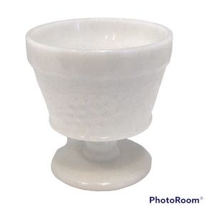 🍄 Vintage Milk Glass Parfait Cup